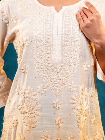 Handcrafted with love. #Chikankari