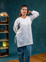Nakhrili Short Plain White Kurta